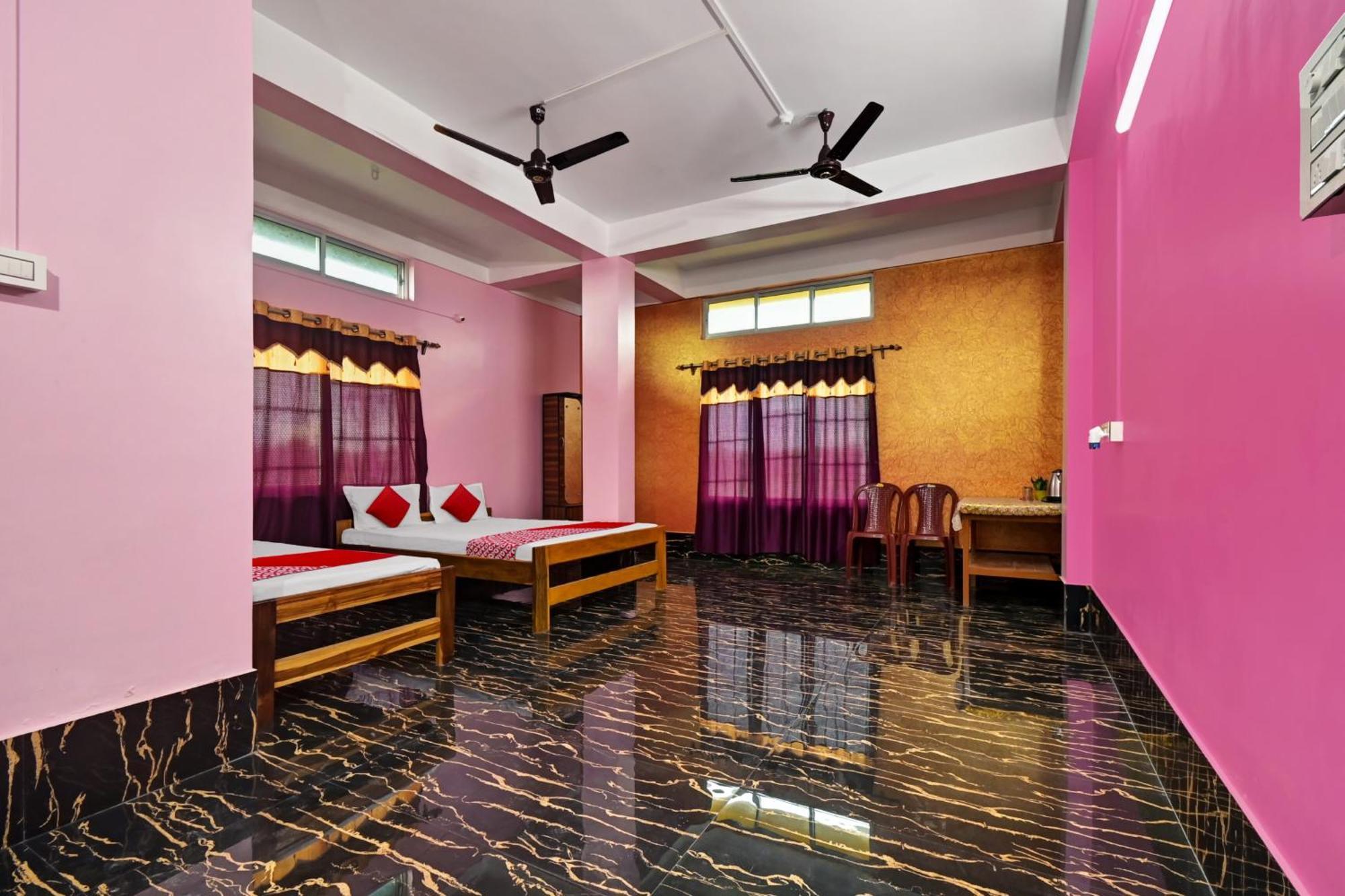 Oyo Flagship The Brahmaputra Homestay Guwahati Zewnętrze zdjęcie