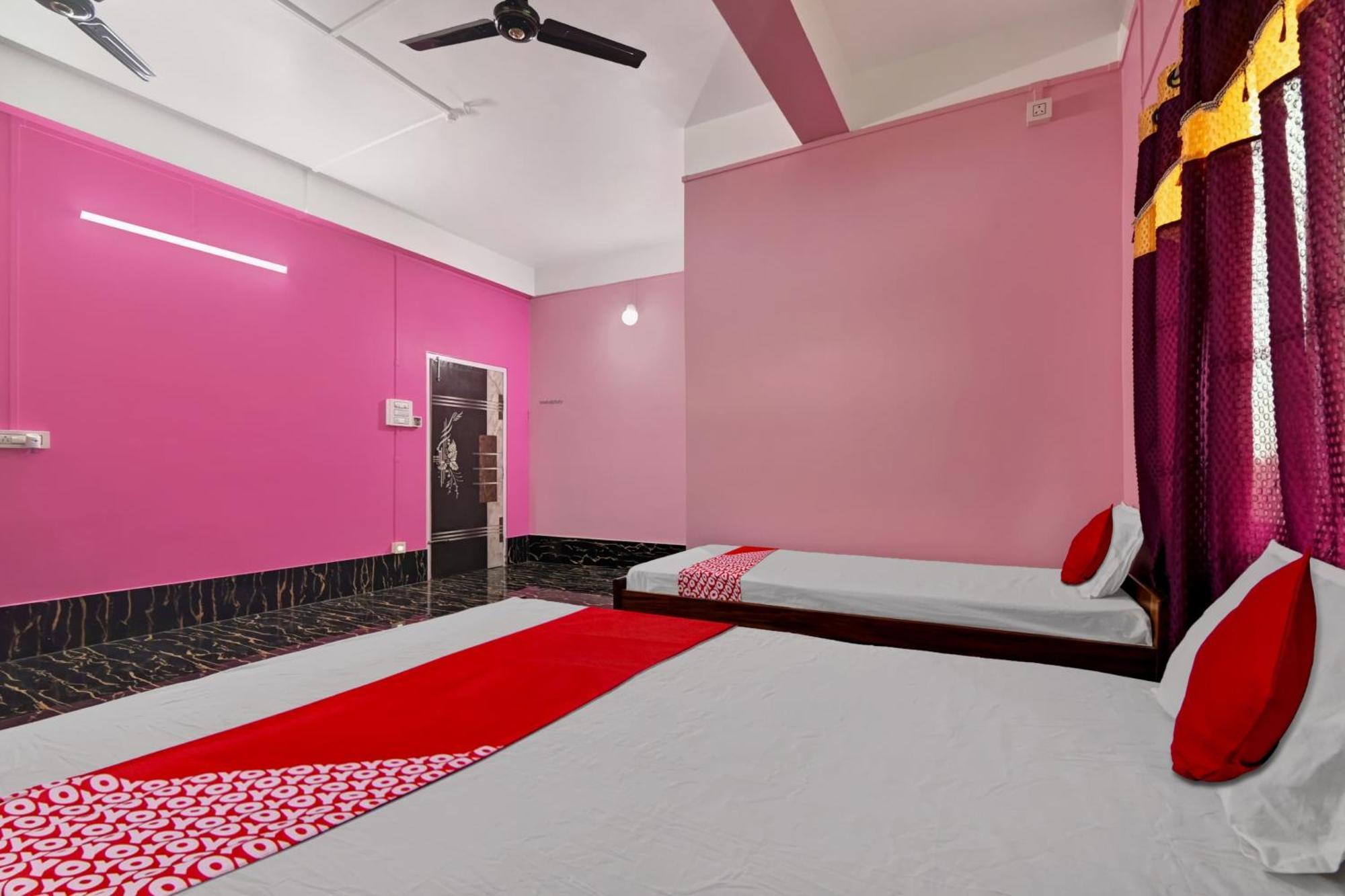 Oyo Flagship The Brahmaputra Homestay Guwahati Zewnętrze zdjęcie
