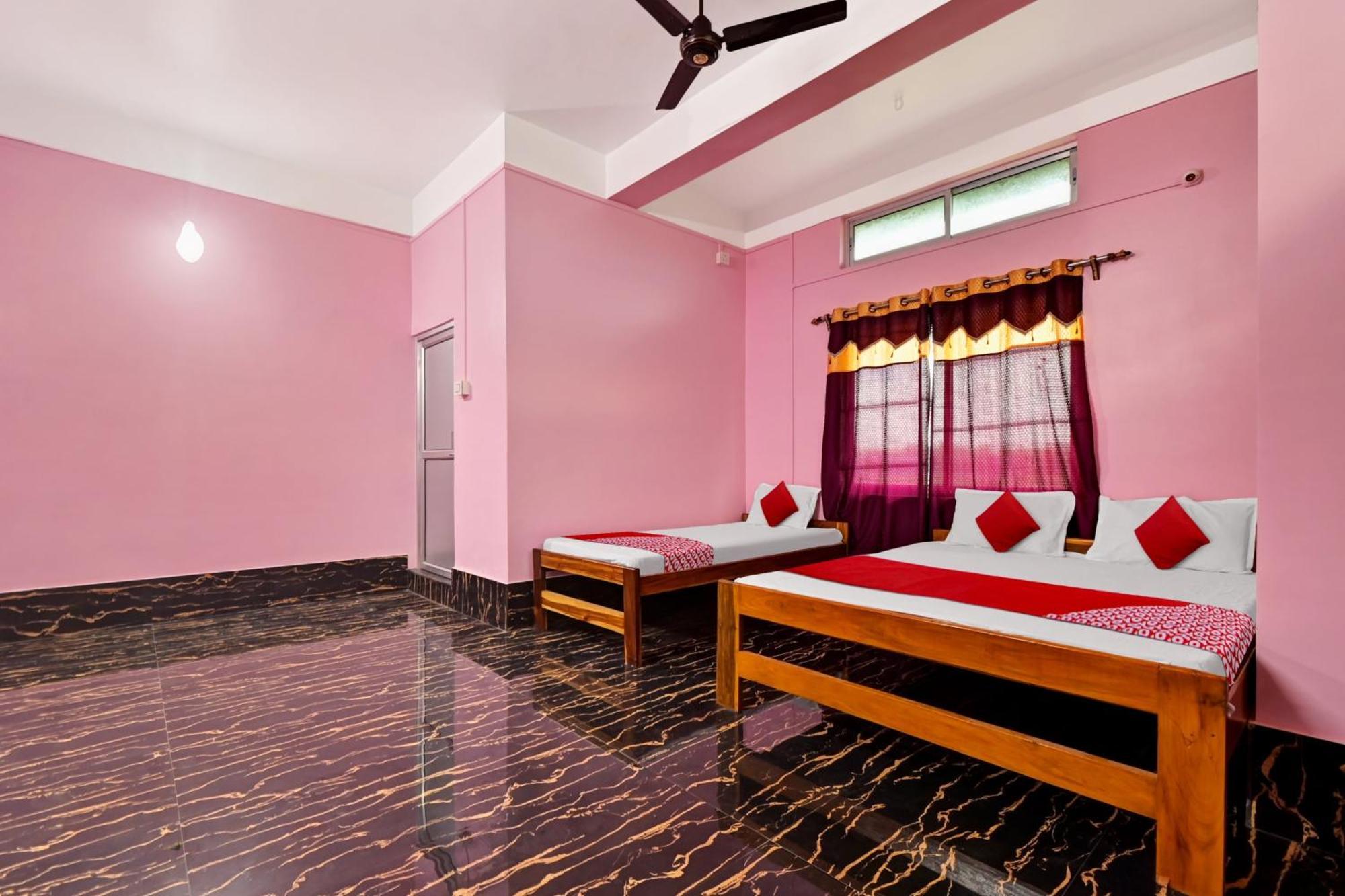 Oyo Flagship The Brahmaputra Homestay Guwahati Zewnętrze zdjęcie