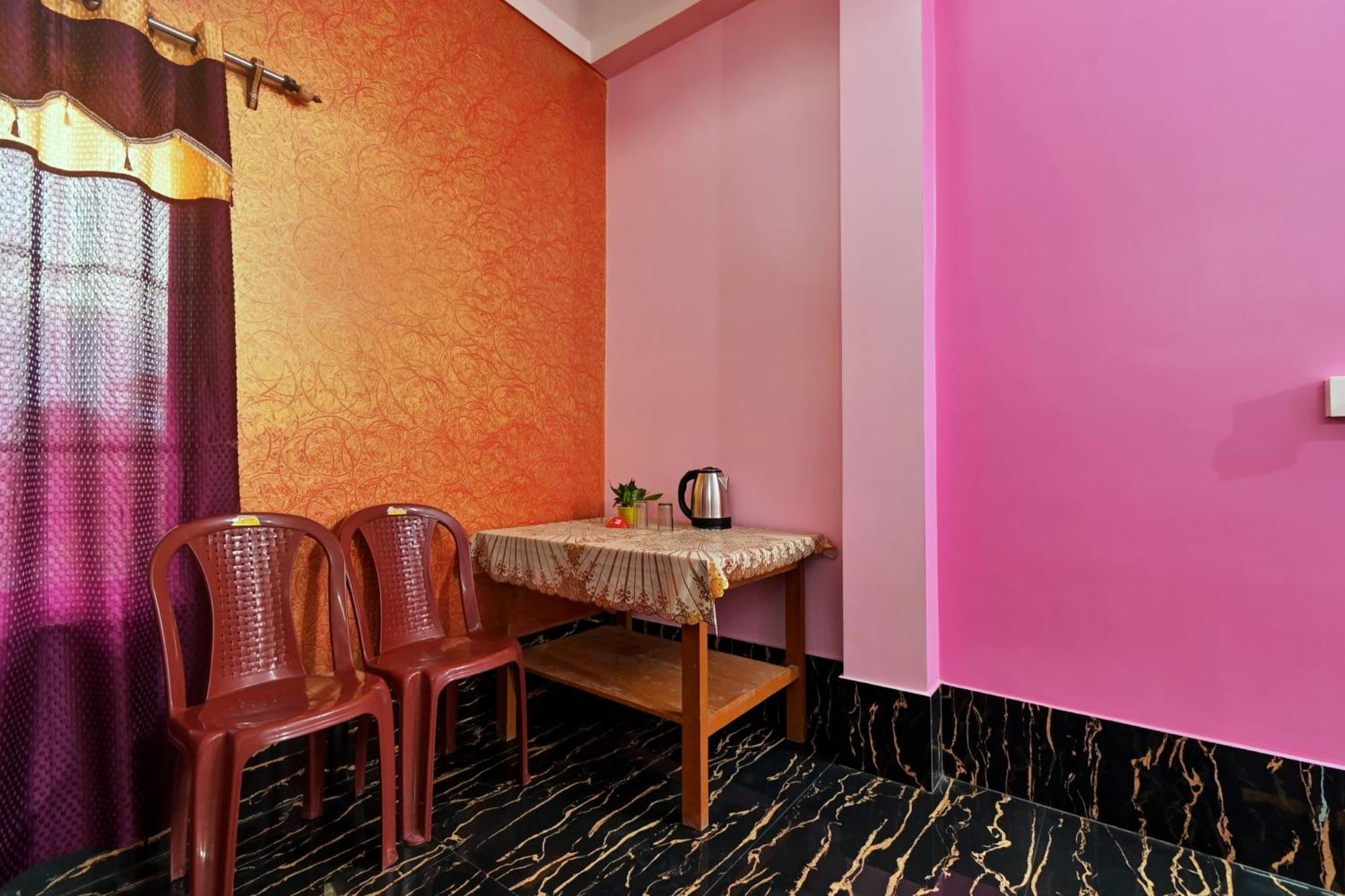 Oyo Flagship The Brahmaputra Homestay Guwahati Zewnętrze zdjęcie